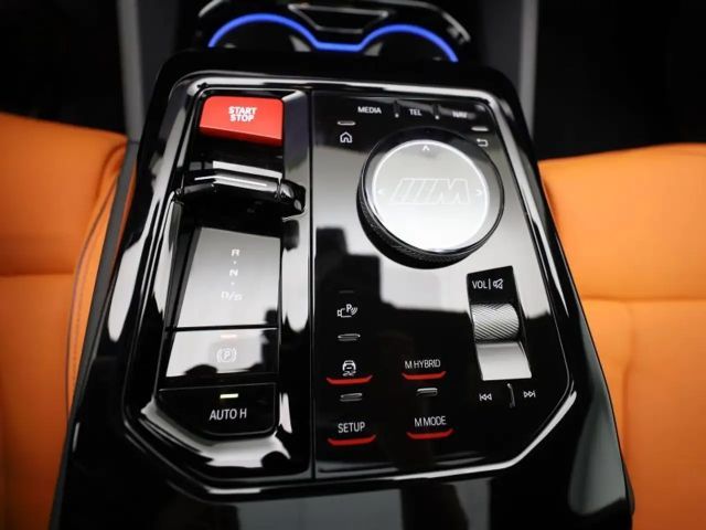 BMW M5 BOWERS & WILKINS - HAAK - PANO