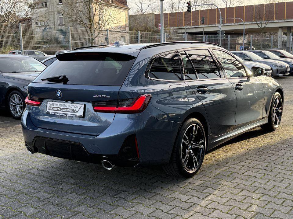 BMW 330 330e Touring