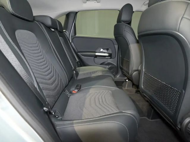 Mercedes-Benz B 200 Progressive