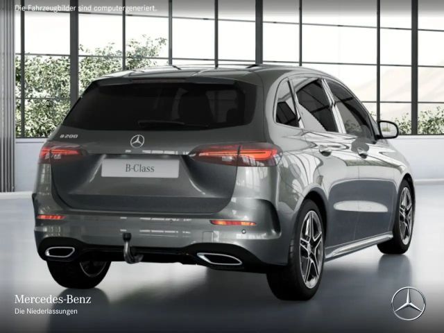 Mercedes-Benz B 200 AMG Line Sedan