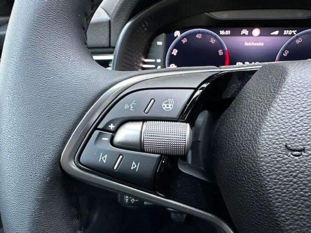 Skoda Scala Selection