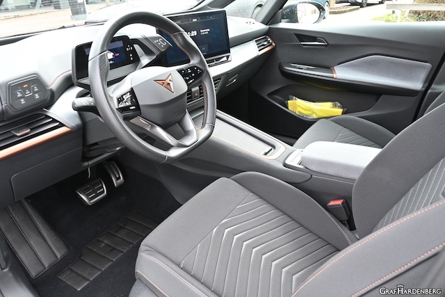 Cupra Born Born HUD LED PDC Kamera ACC