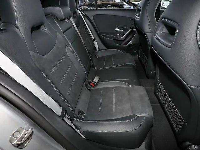 Mercedes-Benz A 200 AMG Line