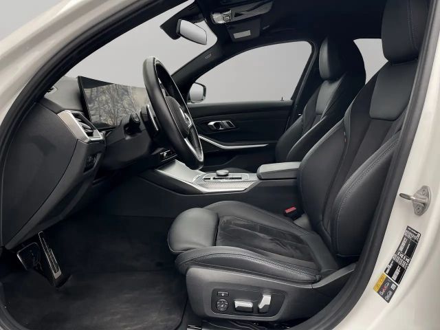 BMW 320 320e M-Sport Sedan