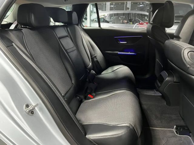 Mercedes-Benz C 220 AVANTGARDE C 220 d Estate