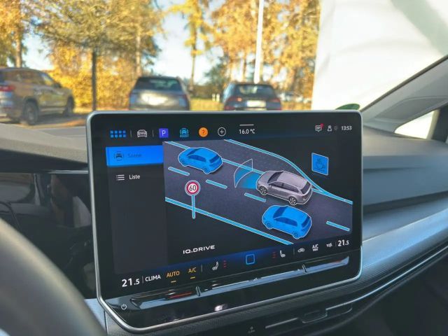 Volkswagen Golf 1.5 eTSI DSG Golf VIII Variant