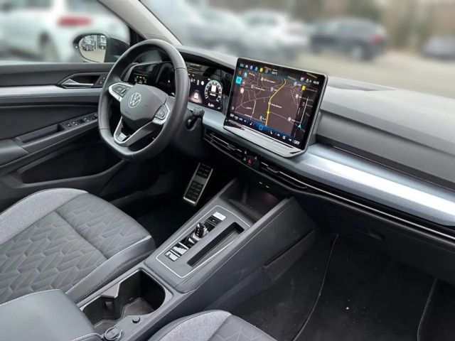 Volkswagen Golf 1.5 eTSI Golf VIII Variant