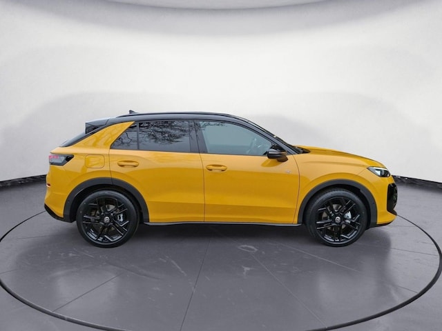 Volkswagen T-Roc 1.5 eTSI DSG R-Line