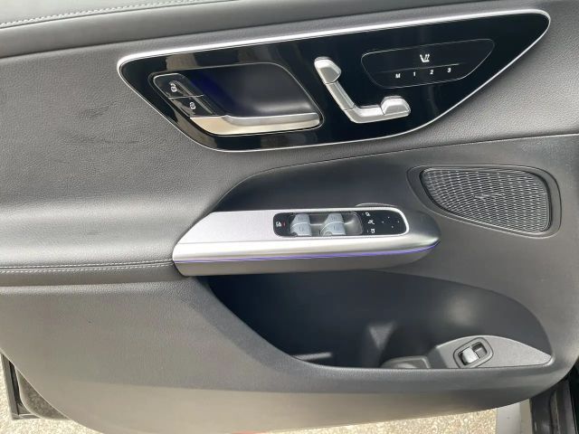 Mercedes-Benz GLC 300 4MATIC AMG Line GLC 300 d