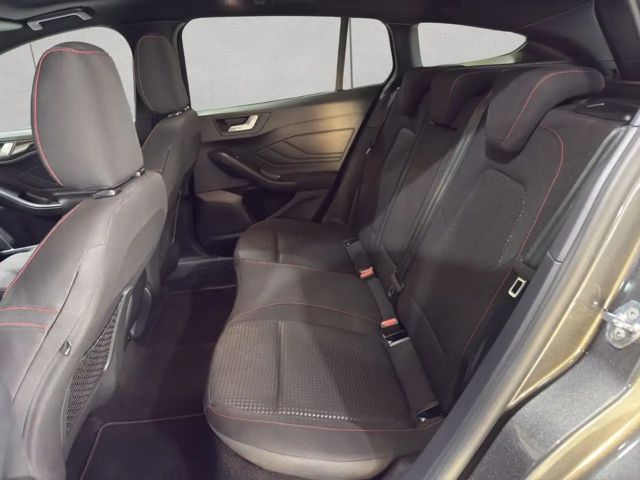 Ford Focus EcoBoost ST Line Wagon