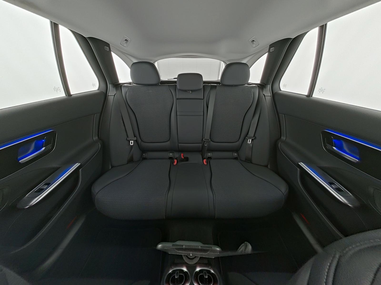 Mercedes-Benz C 200 AVANTGARDE C 200 d