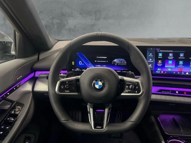 BMW 520 520d M-Sport Touring xDrive