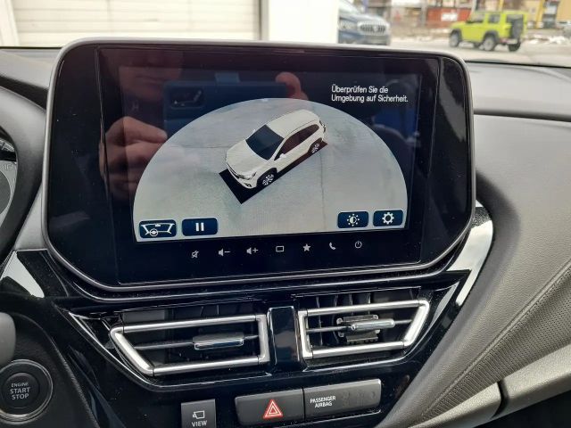 Suzuki S-Cross Flash Hybrid