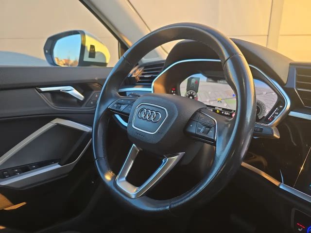 Audi Q3 35 TFSI