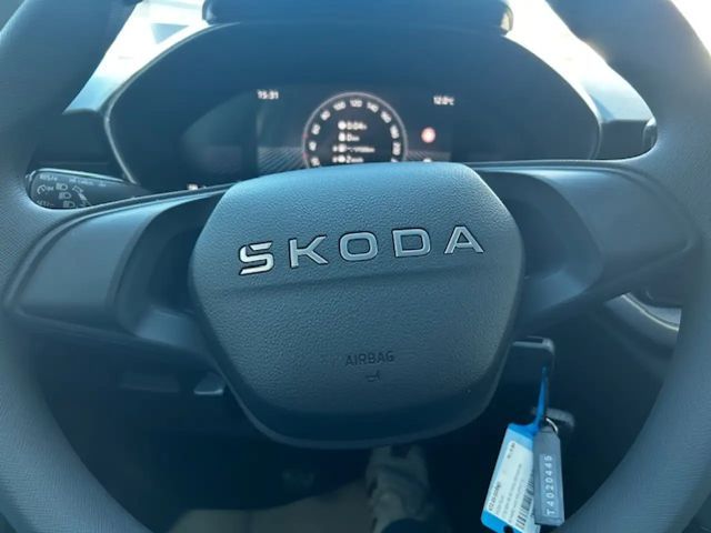 Skoda Fabia Essence CARPLAY;KLIMA;PDC;FSE