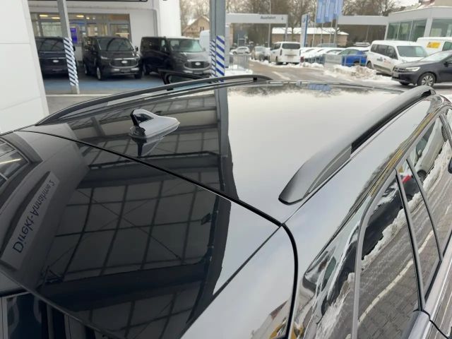 Volkswagen Golf 1.5 TSI Golf VIII Life Variant