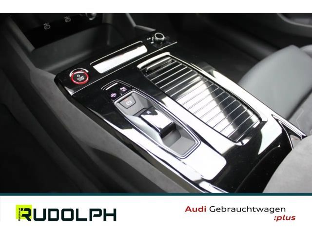 Audi A6 Avant Quattro S-Line