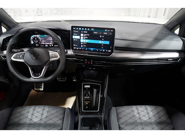 Volkswagen Golf 1.5 eTSI R-Line Variant