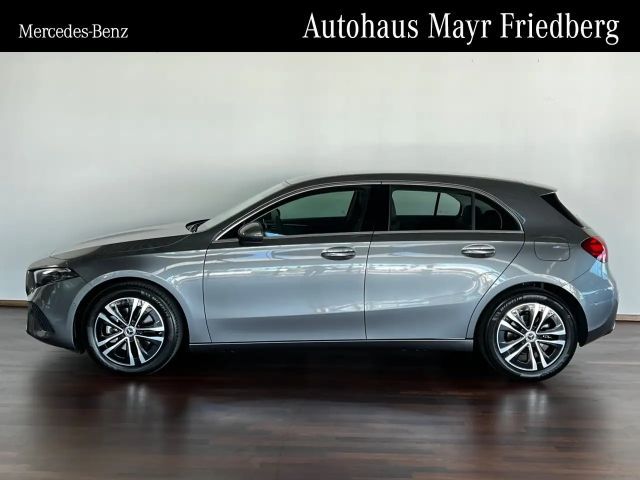 Mercedes-Benz A 200 Progressive