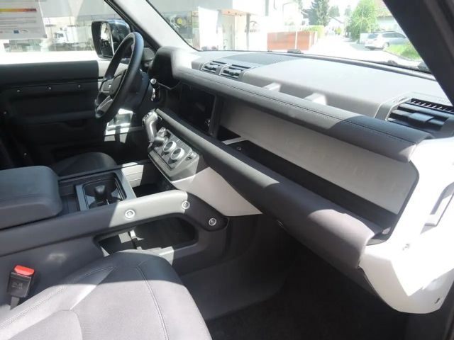 Land Rover Defender 110 AWD D200 SE