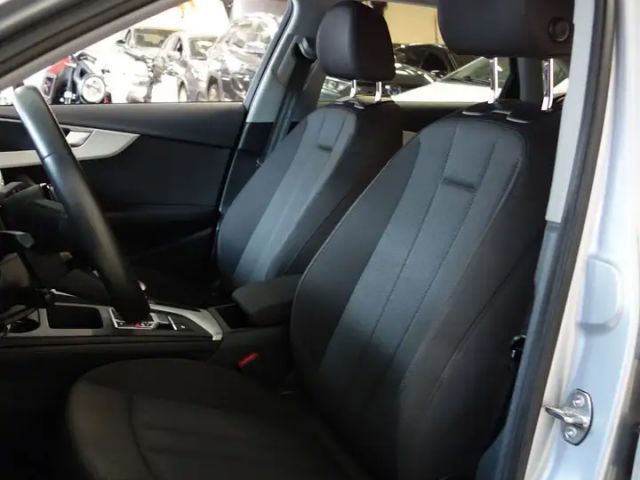 Audi A4 40 TDI Quattro S-Tronic Sedan