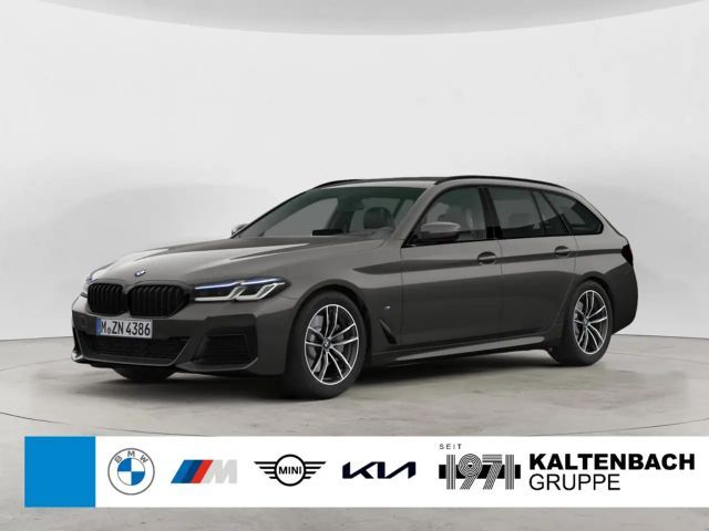 BMW 520 520d M-Sport Touring