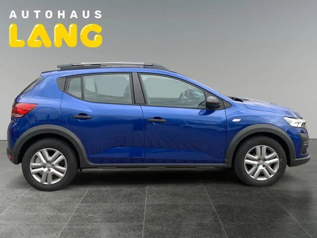 Dacia Sandero Essential Stepway TCe 90