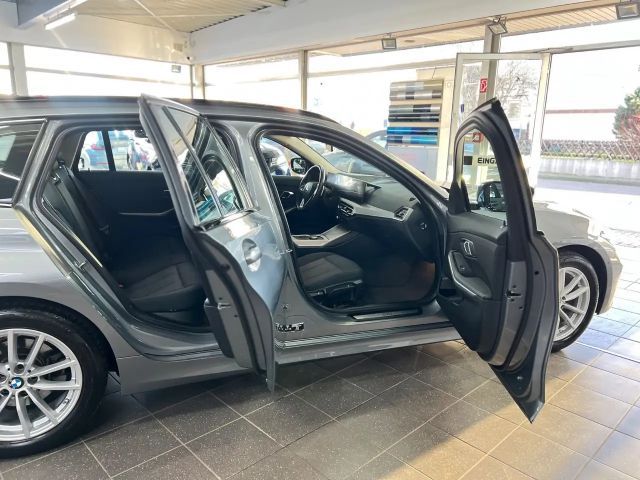 BMW 318 318d Touring