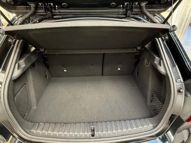 BMW 118 118i M-Sport Sedan