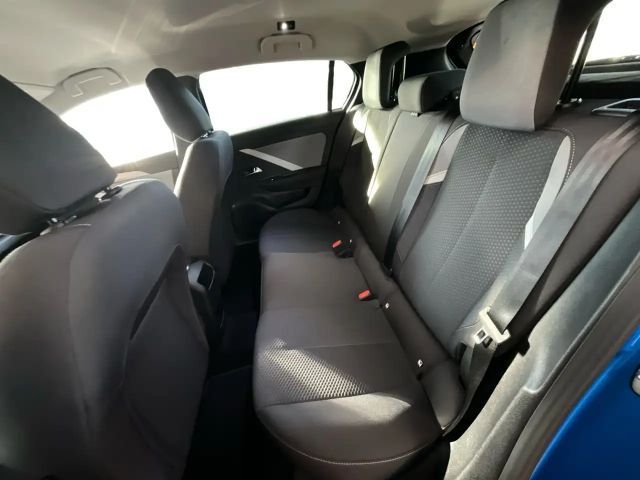 Opel Astra 1.2 Turbo Enjoy Turbo