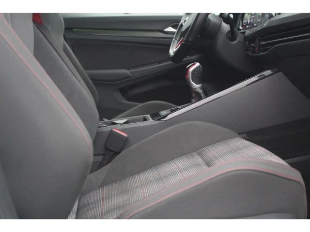 Volkswagen Golf 2.0 TSI GTI