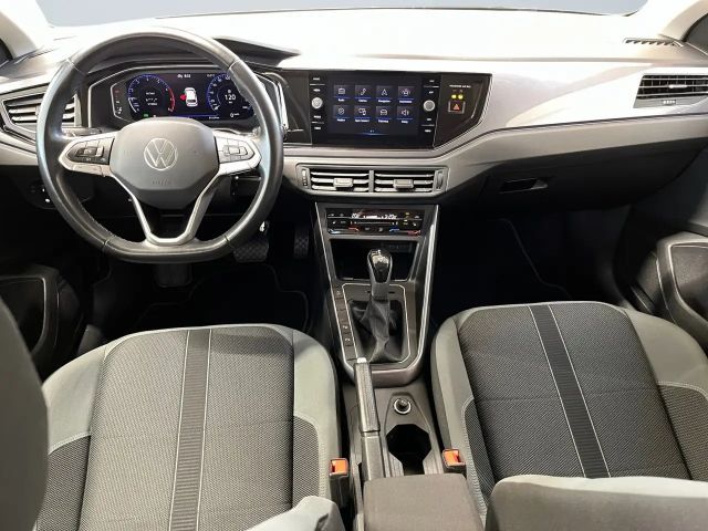 Volkswagen Polo 1.0 TSI DSG Style