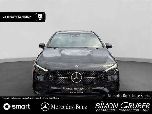 Mercedes-Benz A 220 A 220 d AMG Line