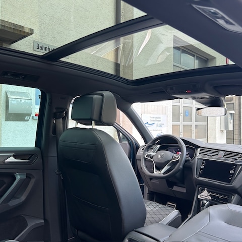 Volkswagen Tiguan Tiguan 1.4   R-L  P 110TSI D6F