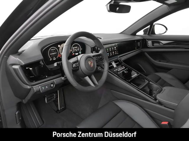 Porsche Panamera 4 E-Hybrid