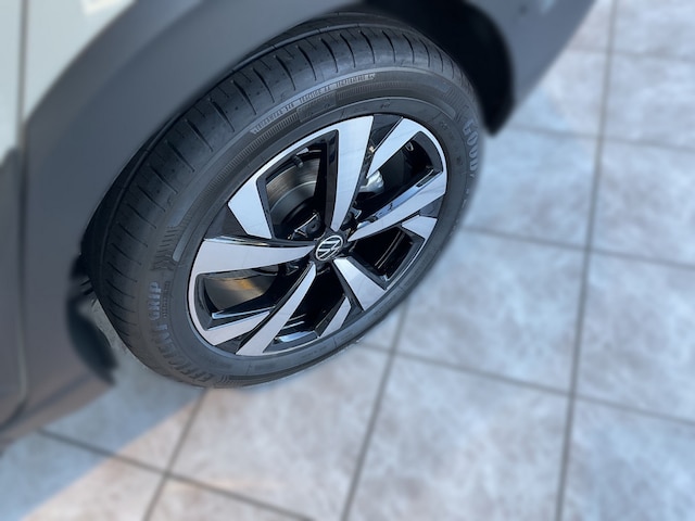 Volkswagen Taigo 1.5 TSI DSG Style