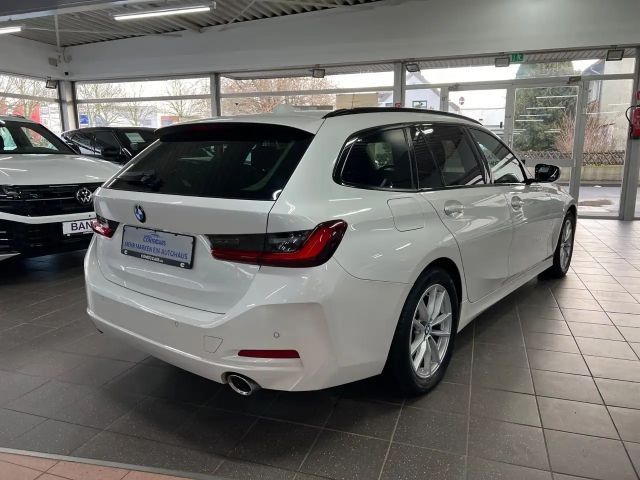 BMW 320 320d Touring xDrive