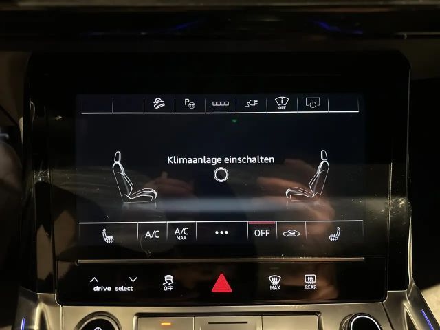 Audi Q8 e-tron 55 Quattro S-Line