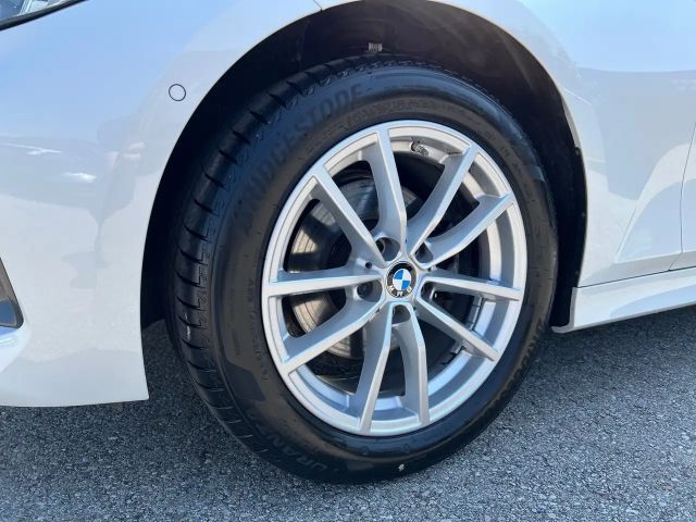 BMW 320 320d Touring xDrive