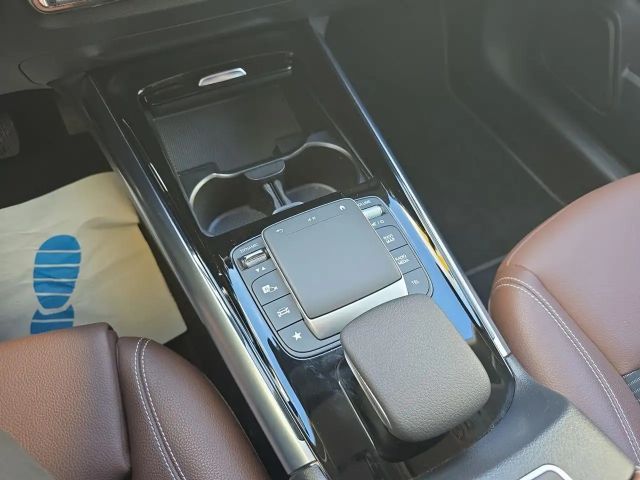 Mercedes-Benz GLA 220 4MATIC GLA 220 d