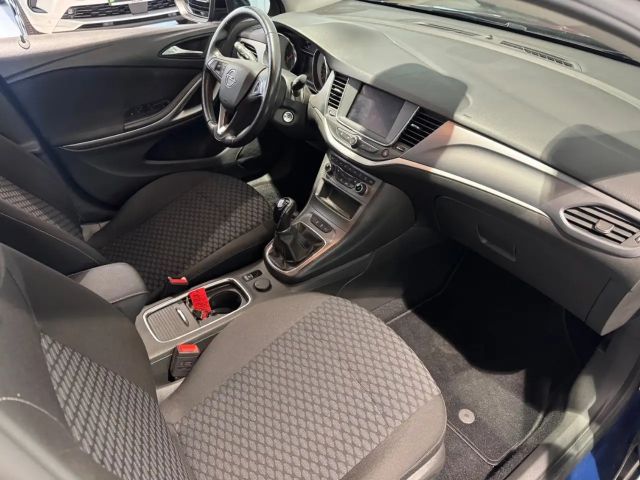 Opel Astra 1.2 Turbo Edition Turbo