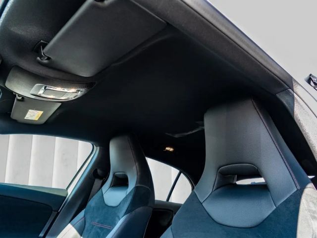 Mercedes-Benz A 200 AMG Line