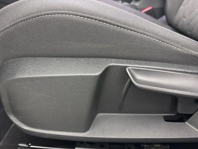 Volkswagen Golf 2.0 TDI Golf VIII Life Variant