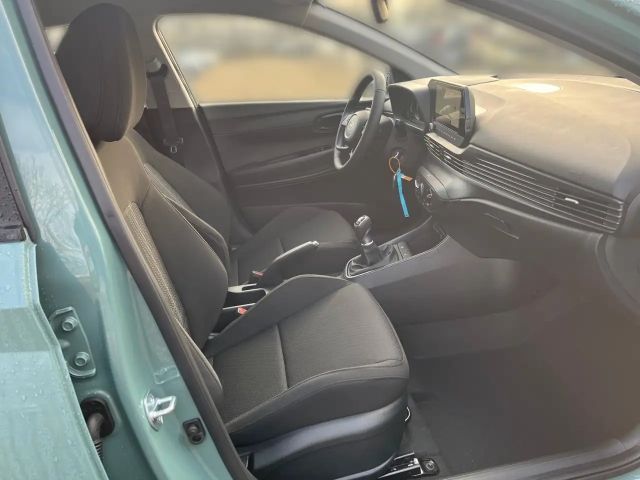 Hyundai Bayon Select