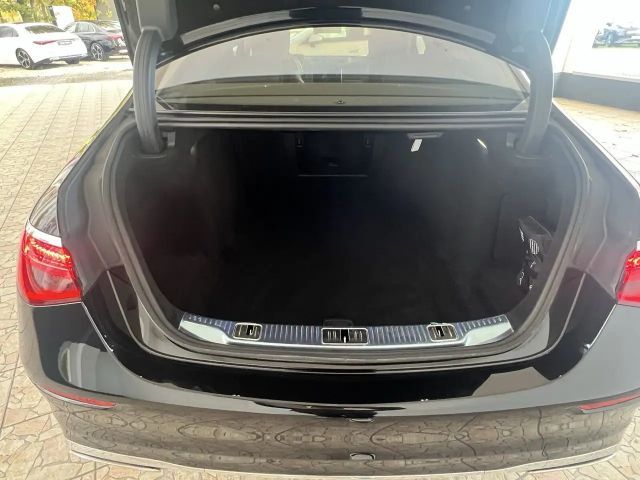 Mercedes-Benz S 500 4MATIC Sedan