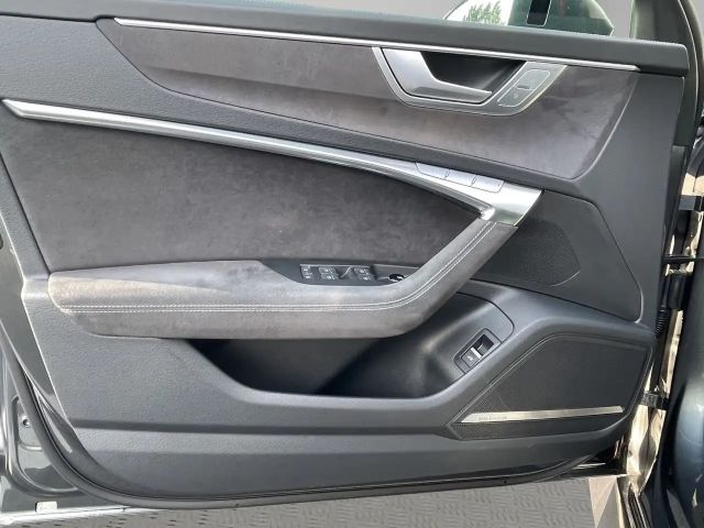 Audi RS6 4.0 TFSI Avant Quattro