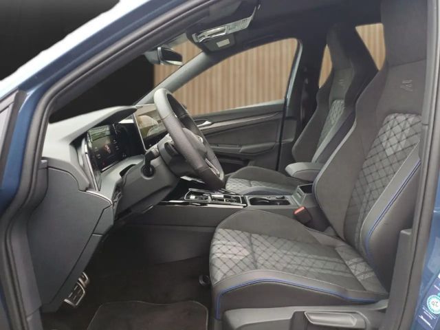 Volkswagen Golf 1.5 eTSI Golf VIII