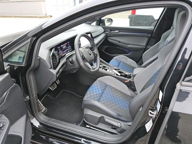 Volkswagen Golf 2.0 TSI DSG