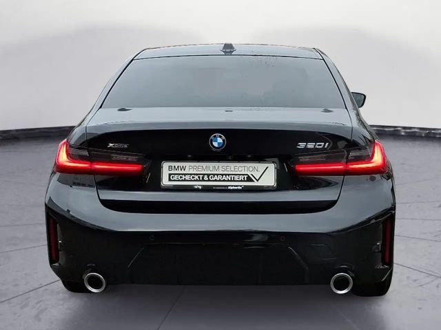 BMW 320 320i M-Sport Sedan xDrive
