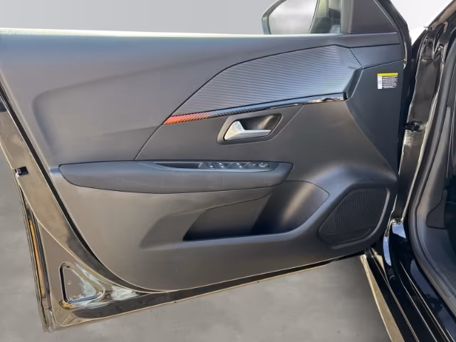 Peugeot E-208 Active Pack